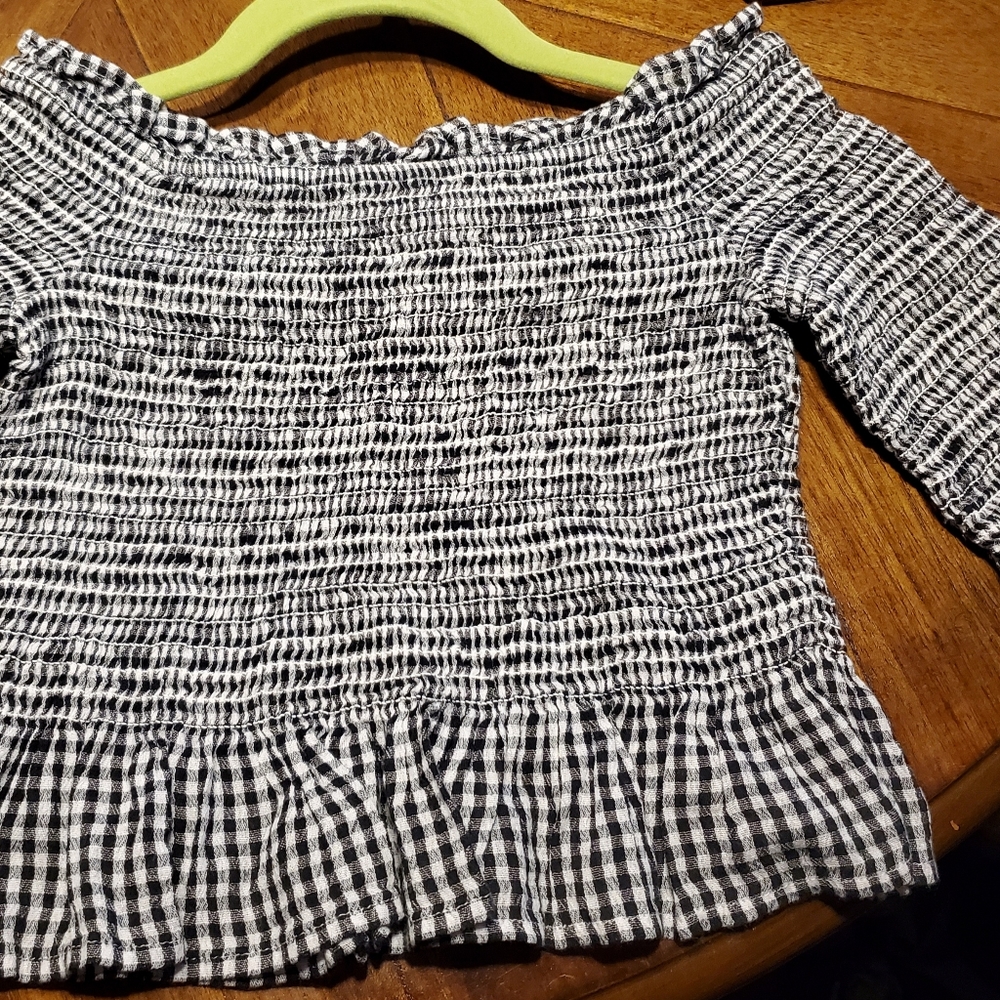 American Eagle Outfitters Off-The-Shoulder Blouse
